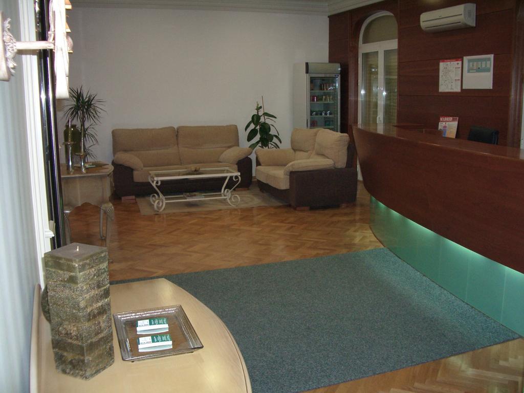 Hostal Jerez Madrid Kültér fotó
